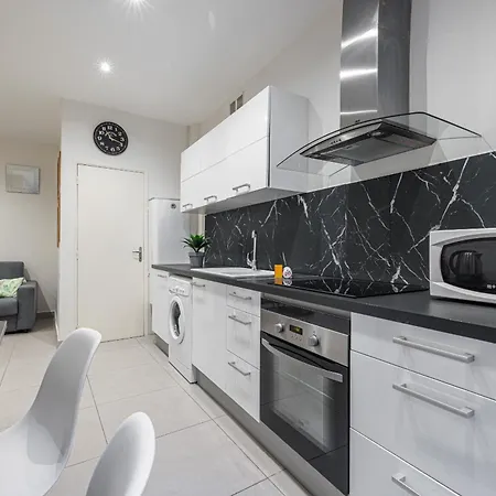 Apartament Charming 1 Bdr Old Town